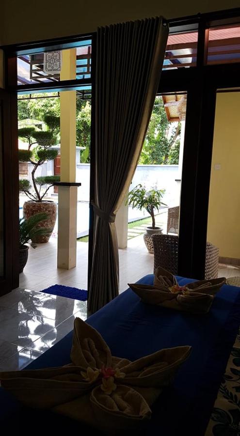 Mias Jungle House Hotel Lovina Exterior foto