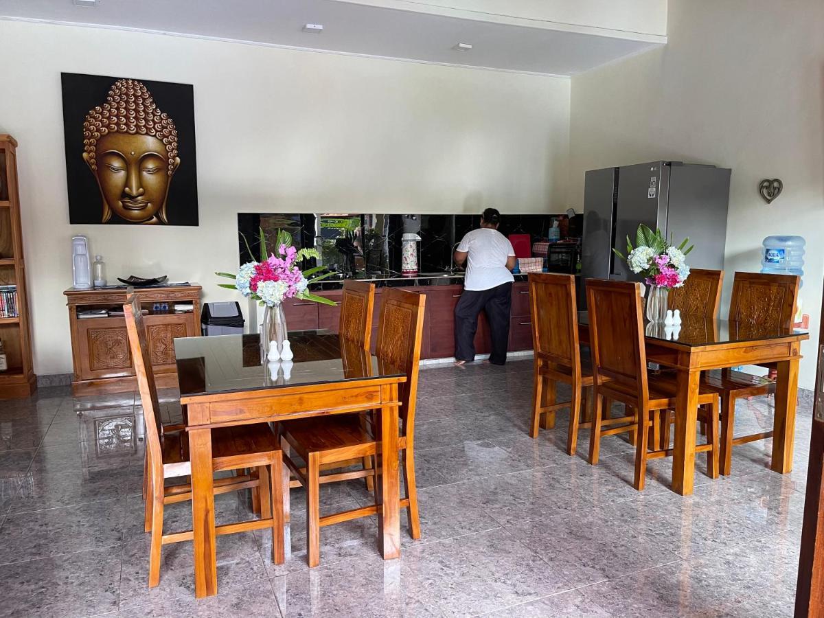 Mias Jungle House Hotel Lovina Exterior foto